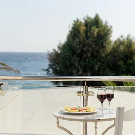 Hotel Alesahne