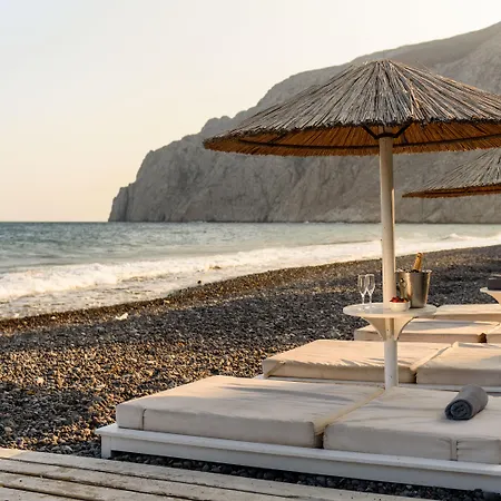Alesahne Hotel Kamari (Santorini)